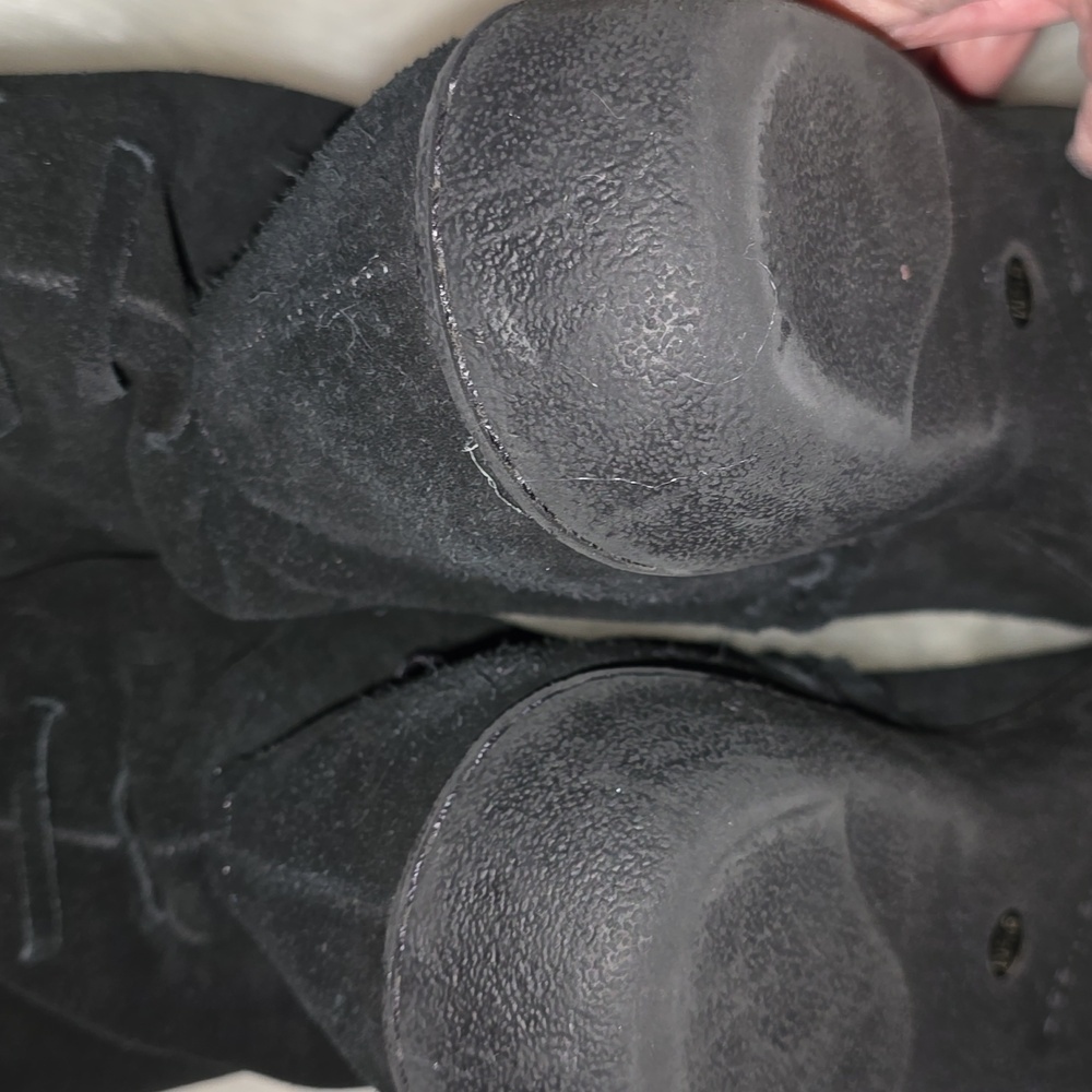 Blk Boots w/a Soft Top - Like new! - Picture 8 of 9